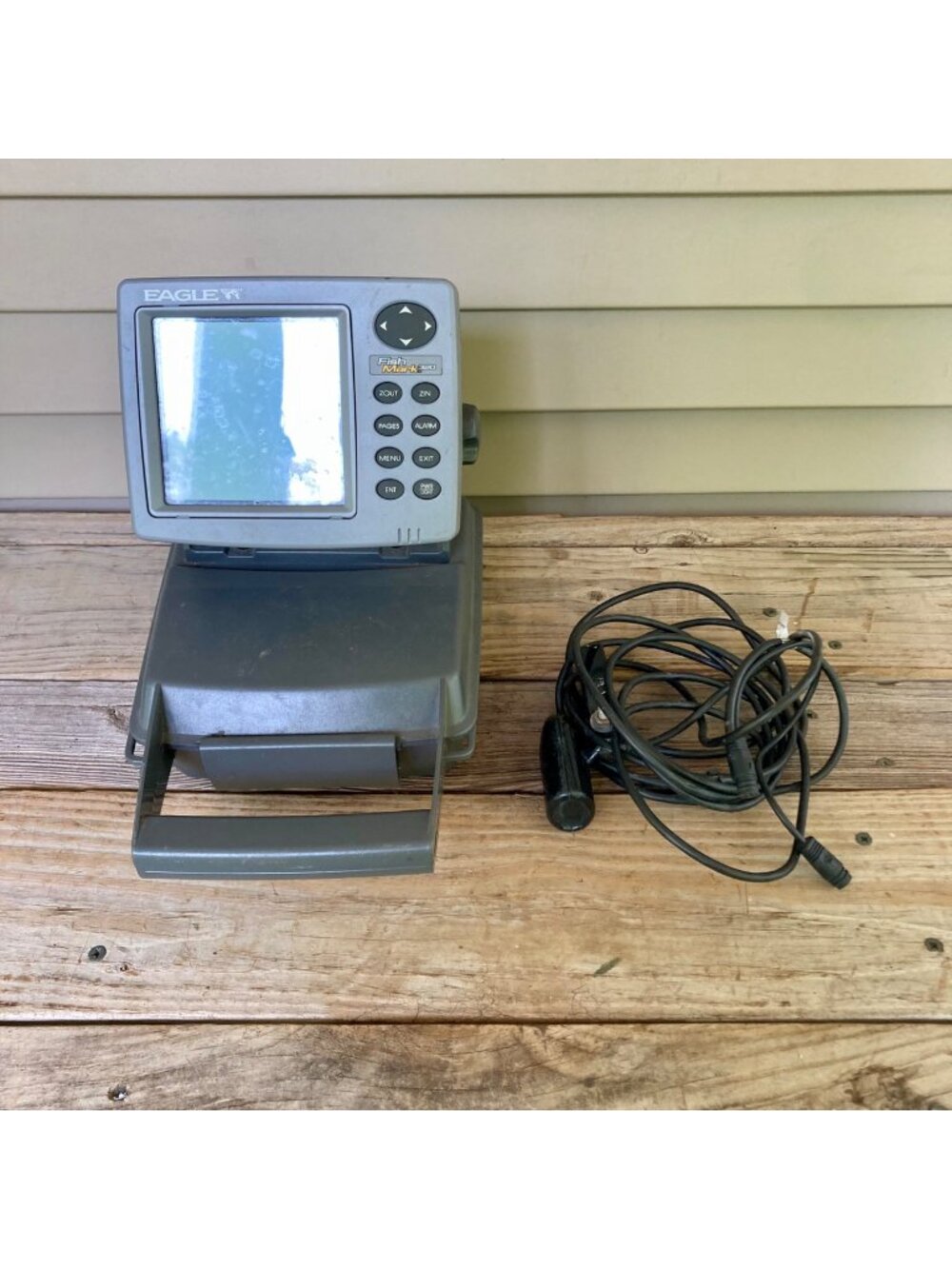 Eagle Fish Mark 320 Fish Finder Portable Locater FOR PARTS OR REPAIR